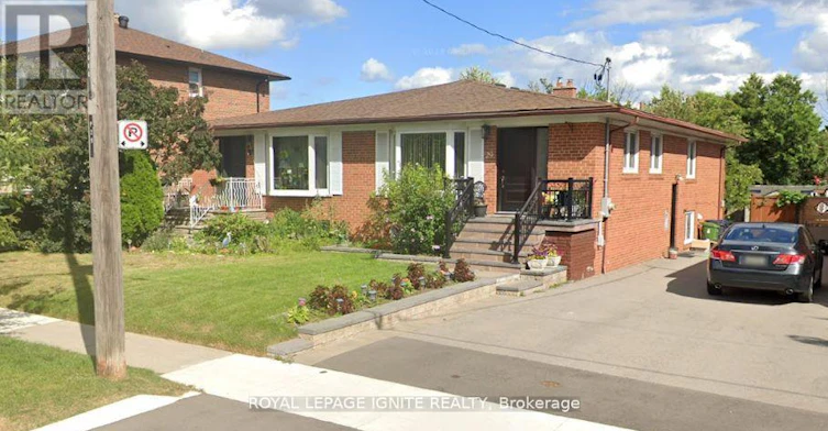 BSMT-29 Wyndcliff Crescent, Toronto, ON, M4A 2J9