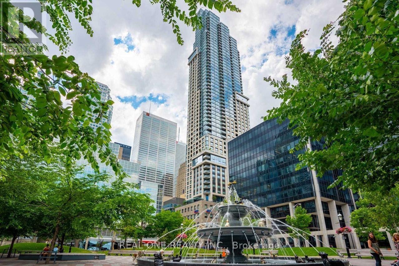503-88 Scott Street, Toronto, ON, M5E 0A9