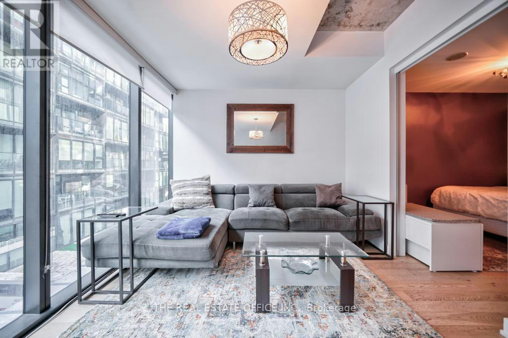 331-629 King Street W, Toronto, ON, M5V 0G9 - 2