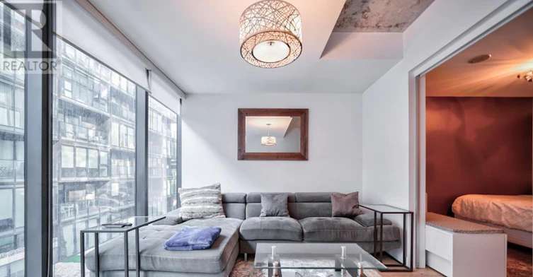 331-629 King Street W, Toronto, ON, M5V 0G9 - 2
