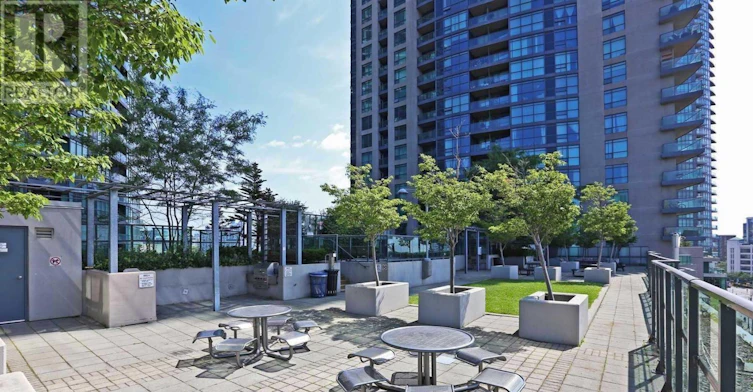 2310-231 Fort York Boulevard, Toronto, ON, M5V 1B1 - 23