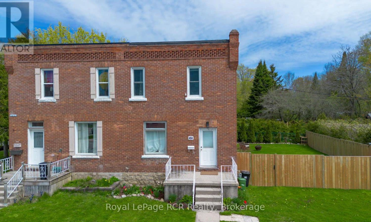 494 16th Street W