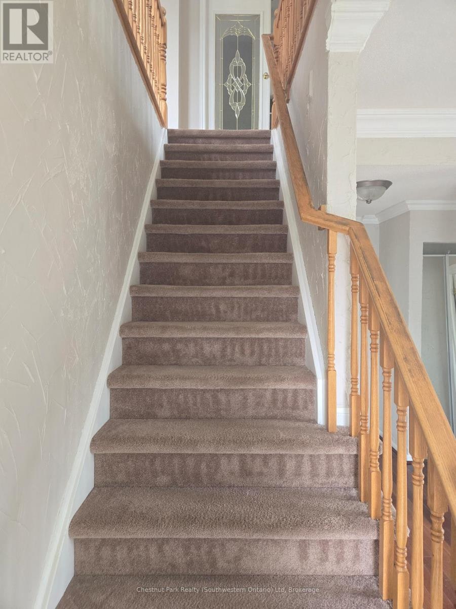 147 Baggs Crescent, Cambridge, ON, N1T 2E8 - 8