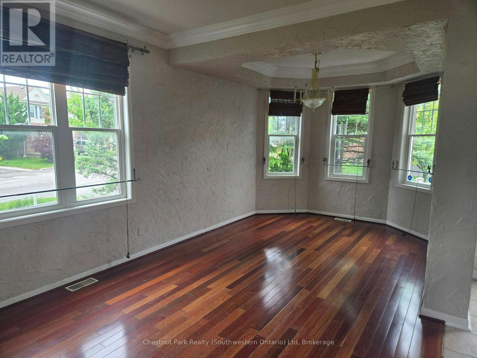 147 Baggs Crescent, Cambridge, ON, N1T 2E8 - 3