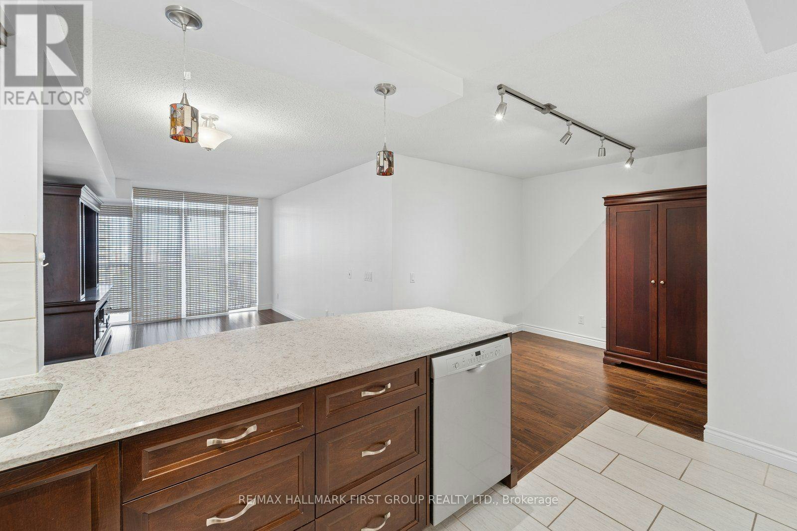 908-1200 The Esplanade N, Pickering, ON, L1V 6V3 - 15