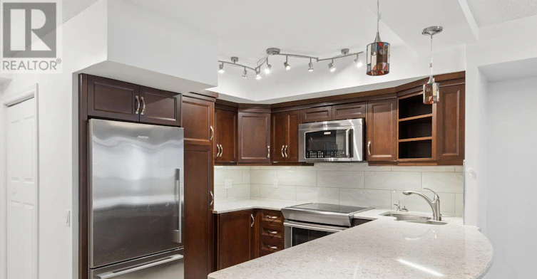 908-1200 The Esplanade N, Pickering, ON, L1V 6V3 - 12