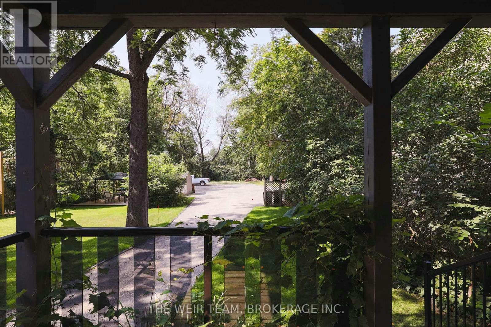 MAIN-672 Broadview Avenue, Toronto, ON, M4K 2P1 - 18