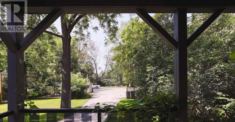 MAIN-672 Broadview Avenue, Toronto, ON, M4K 2P1 - 18