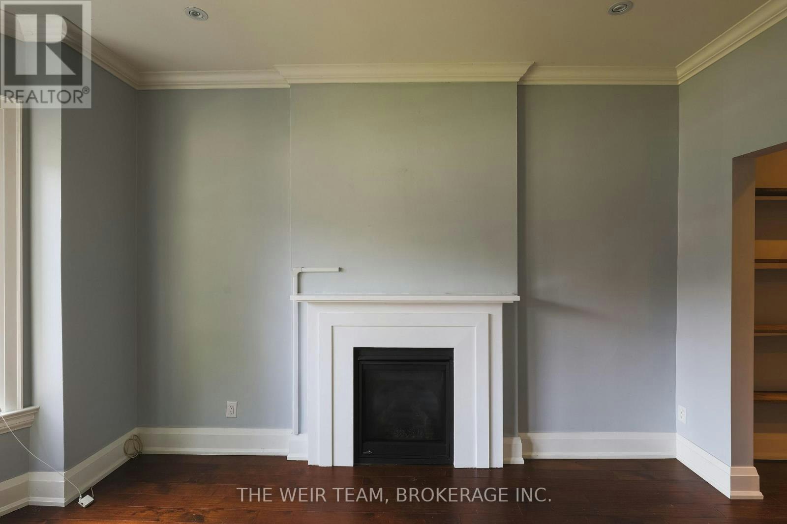 MAIN-672 Broadview Avenue, Toronto, ON, M4K 2P1 - 5