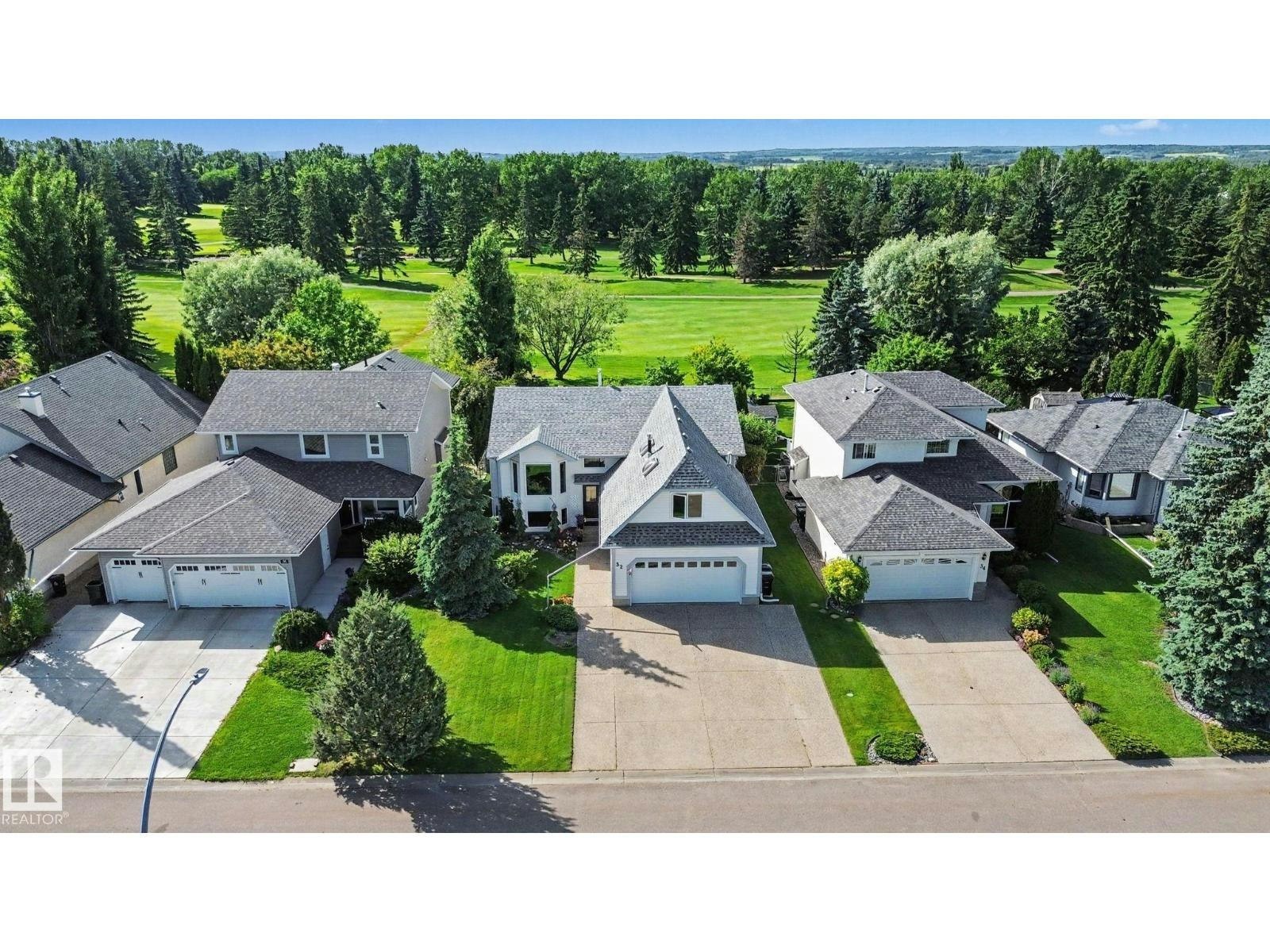 32 Fairway Drive, Spruce Grove, AB, T7X 3K3