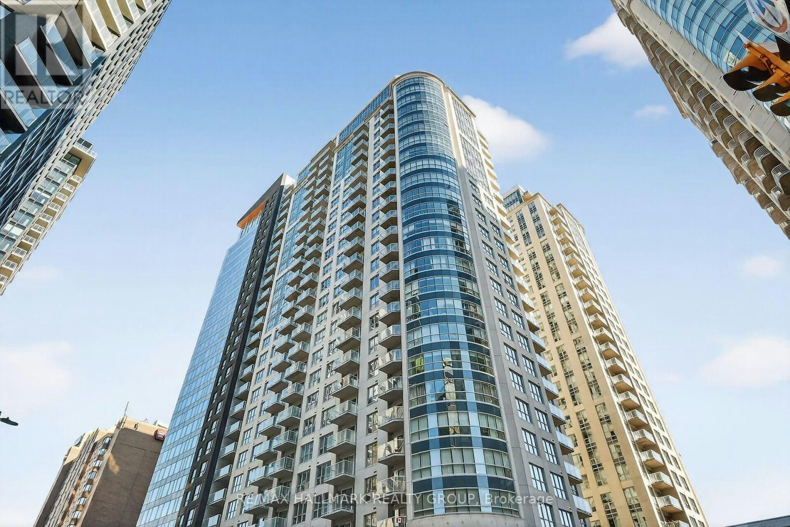 1501-242 Rideau Street, Ottawa, ON, K1N 0B7