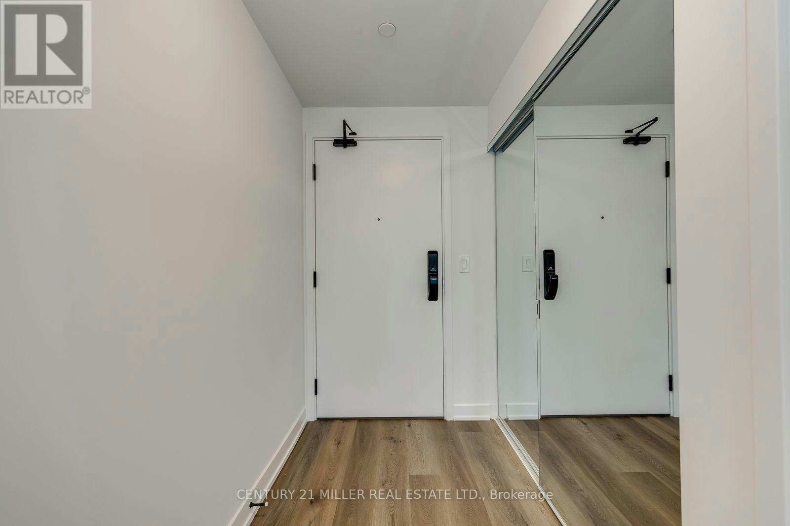 319-2075 Lakeshore Road, Burlington, ON, L7R 1E2 - 4