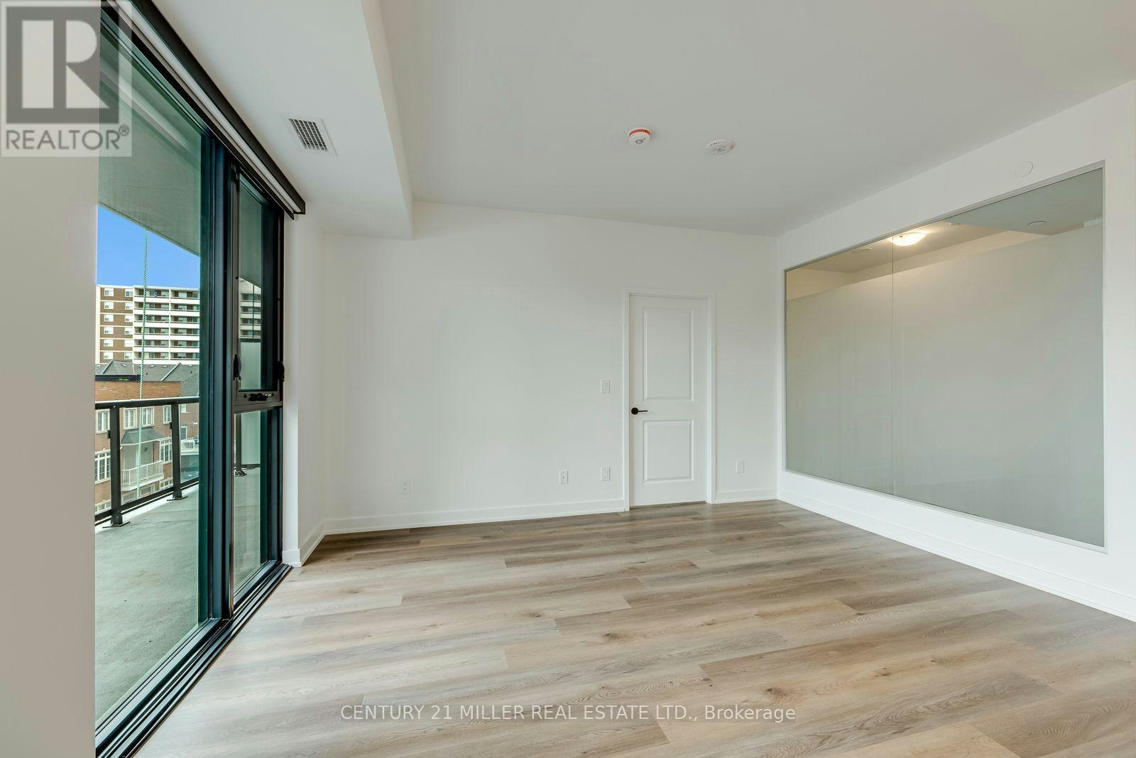 319-2075 Lakeshore Road, Burlington, ON, L7R 1E2 - 15
