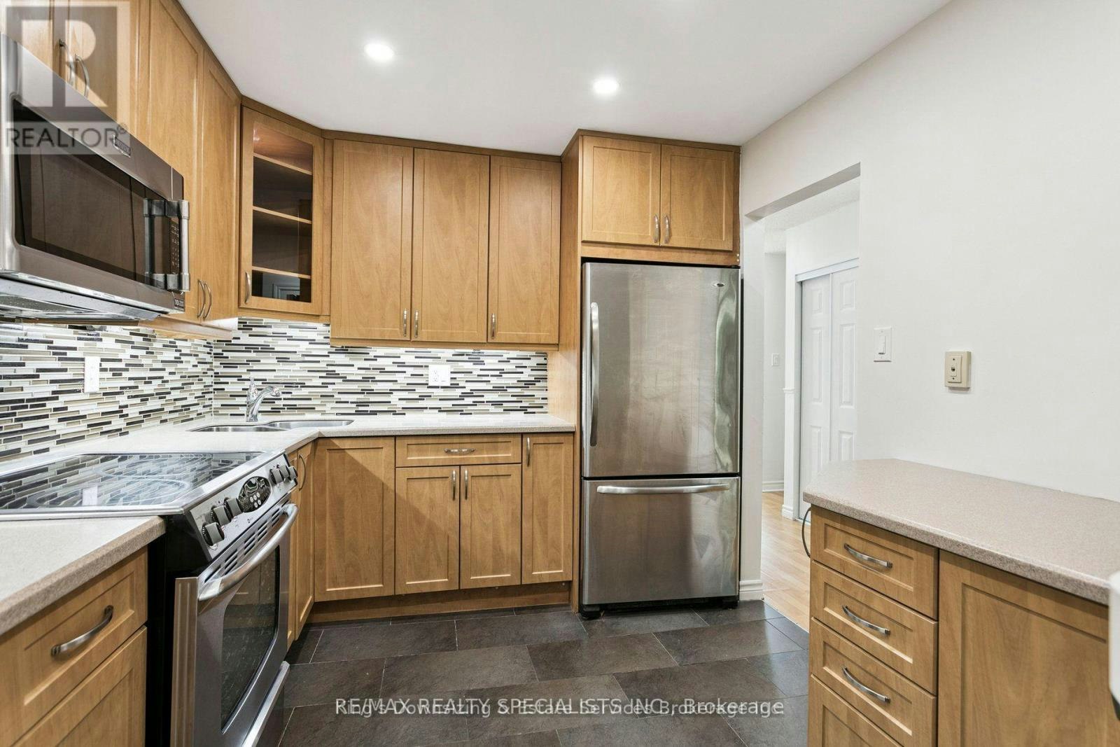 55-3500 Glen Erin Drive, Mississauga, ON, L5L 1W6 - 7