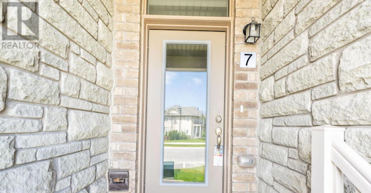 7-5016 Serena Drive, Lincoln, ON, L3J 0T2 - 6