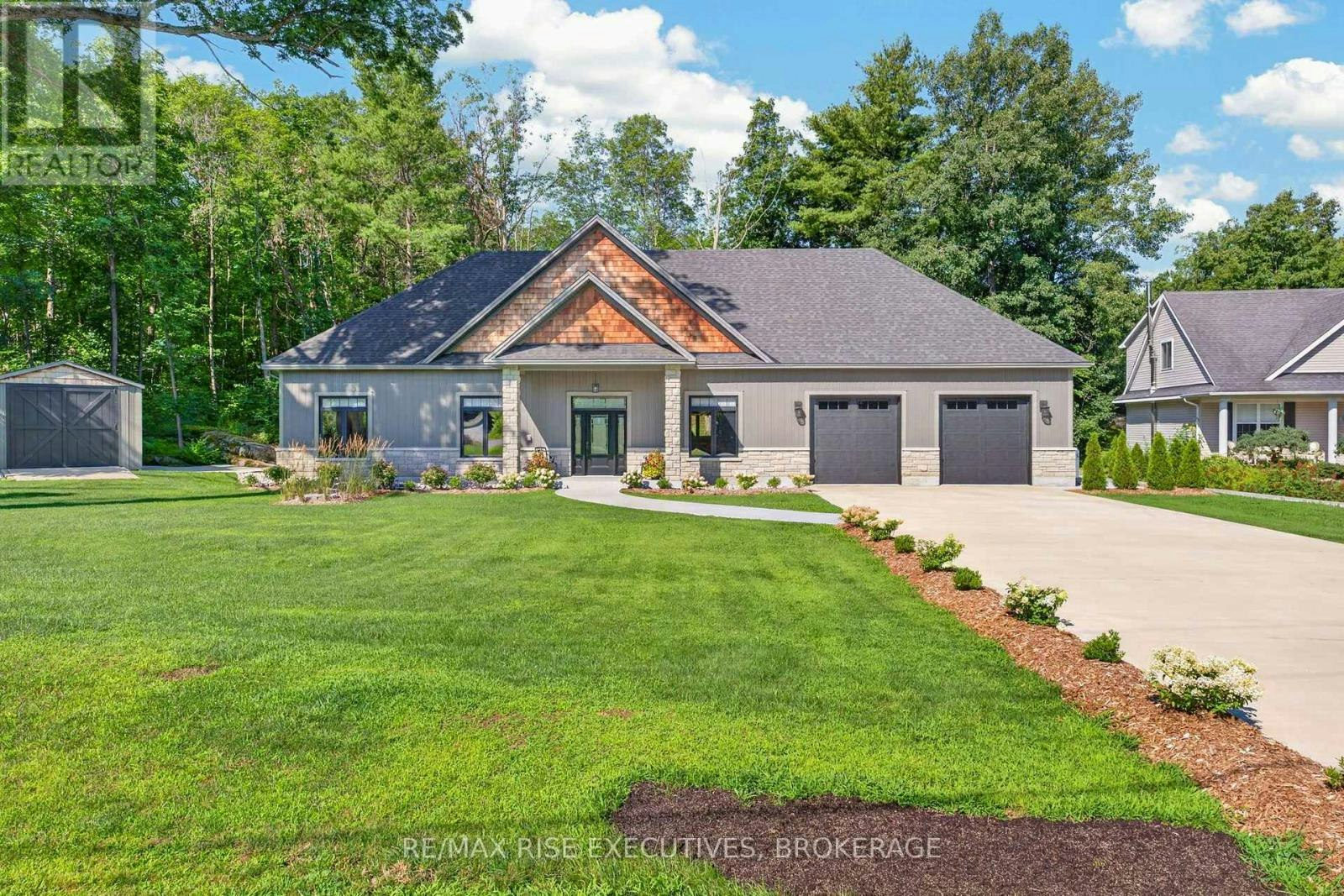 4 Headlands Way, Leeds and the Thousand Islands, ON, K0E 1G0