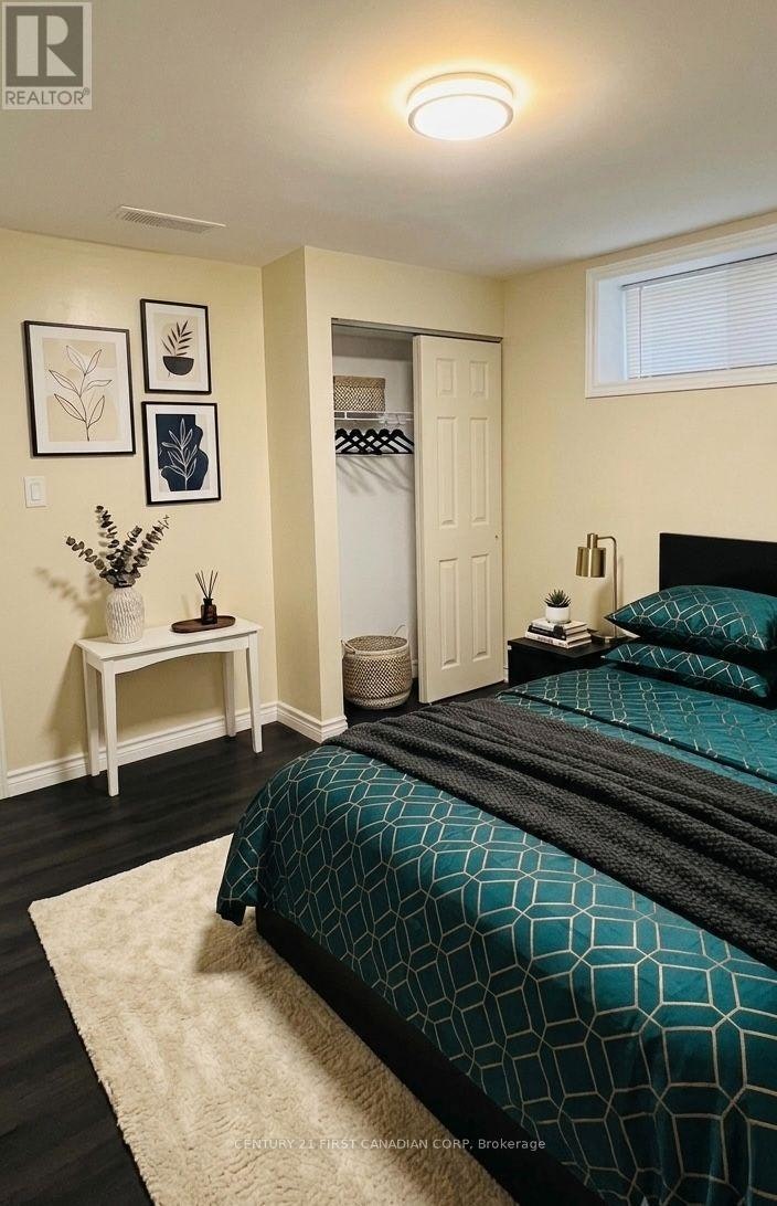 LOWER UNIT-1875 Reilly Walk, London, ON, N5X 0C8 - 2