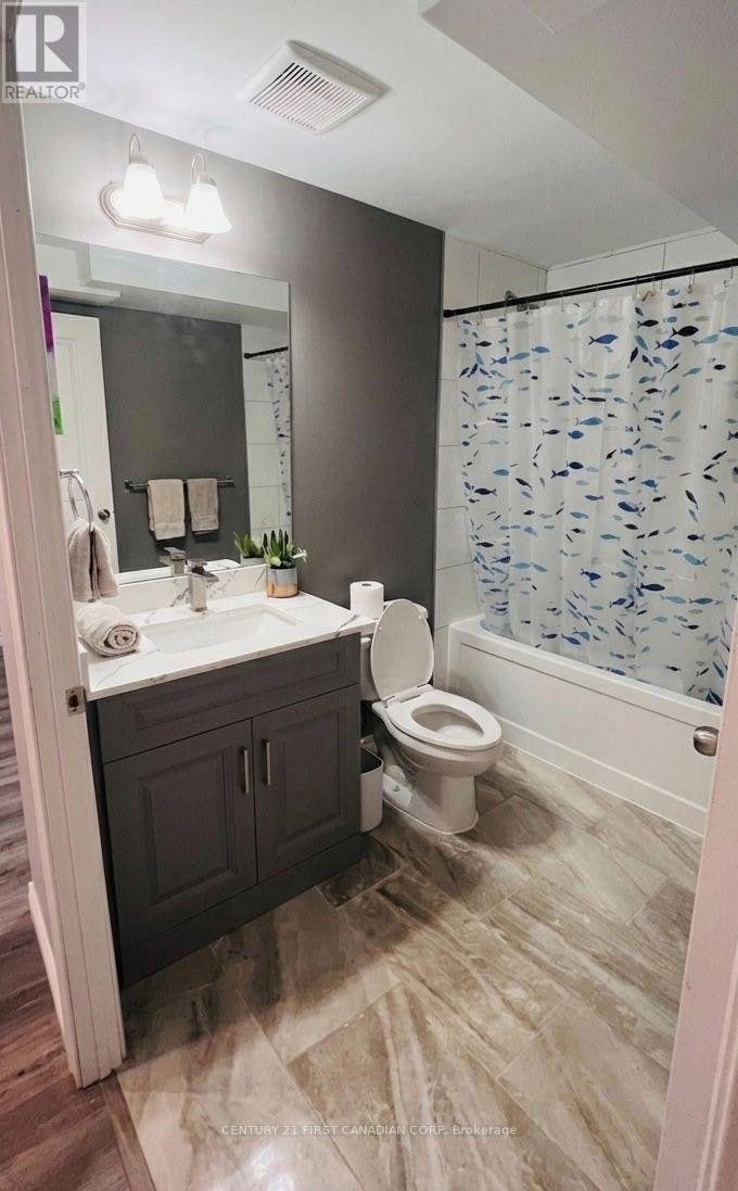 LOWER UNIT-1875 Reilly Walk, London, ON, N5X 0C8 - 4