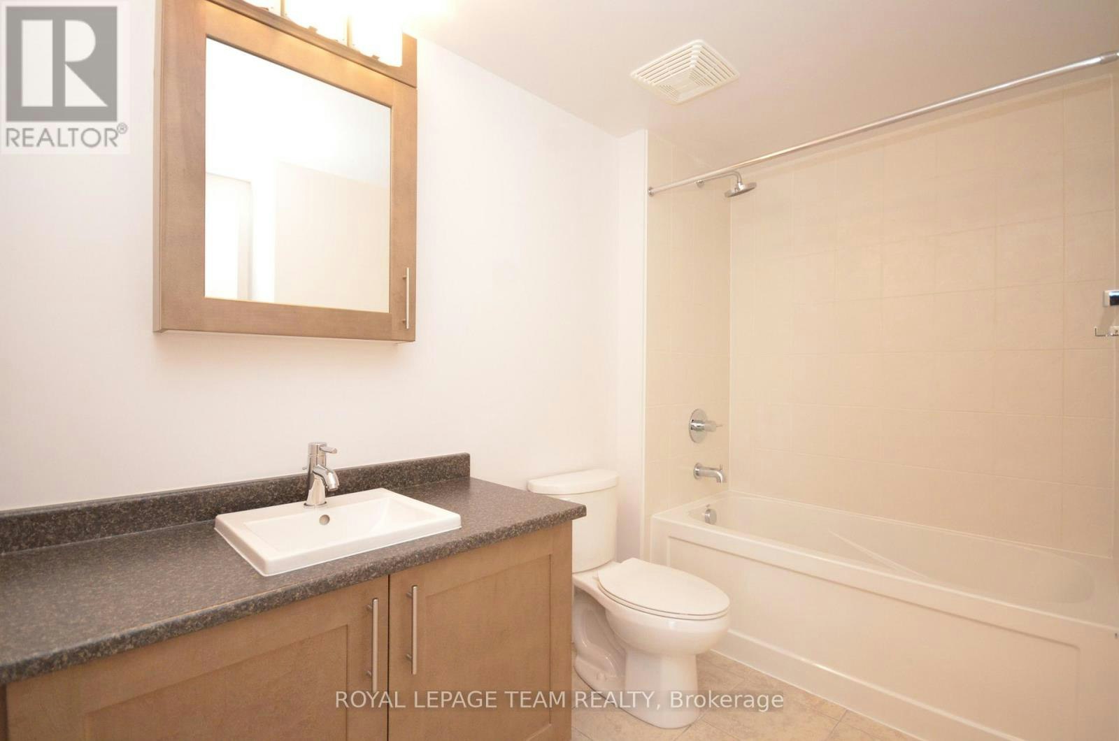404-242 Rideau Street, Ottawa, ON, K1N 0B7 - 29