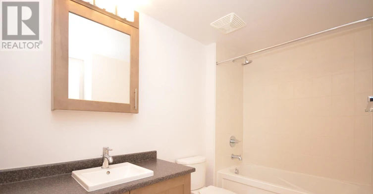 404-242 Rideau Street, Ottawa, ON, K1N 0B7 - 29