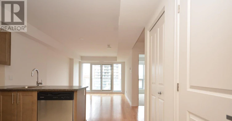 404-242 Rideau Street, Ottawa, ON, K1N 0B7 - 5