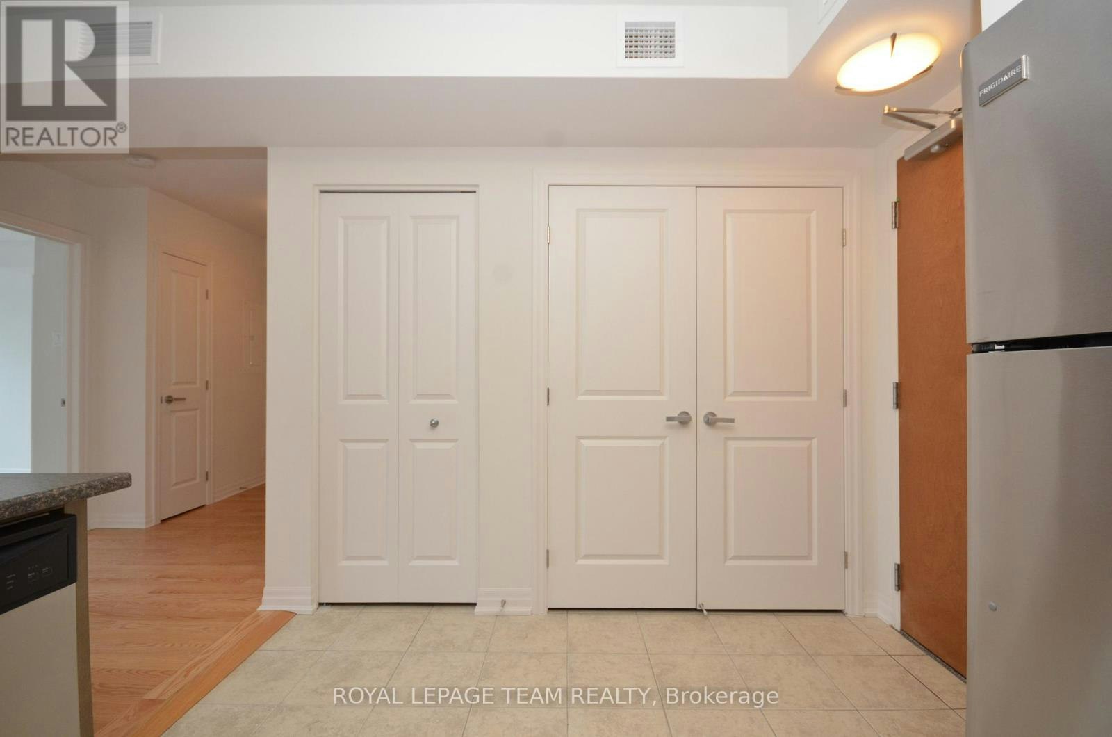 404-242 Rideau Street, Ottawa, ON, K1N 0B7 - 7