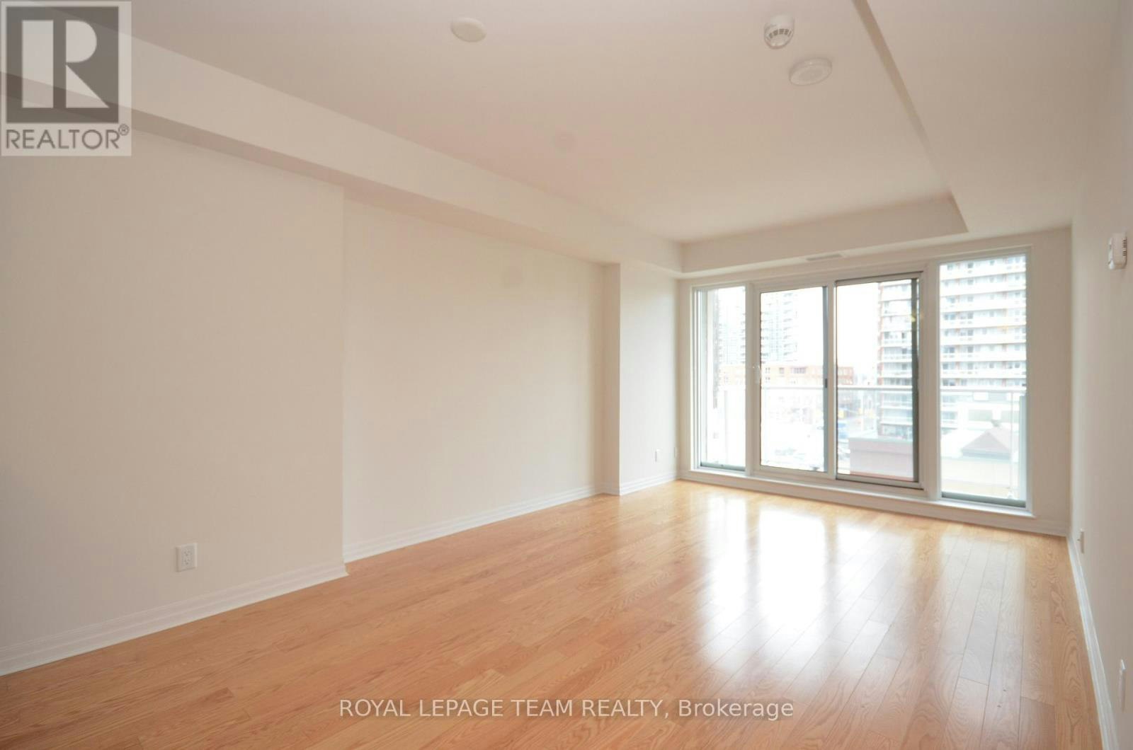 404-242 Rideau Street, Ottawa, ON, K1N 0B7 - 9