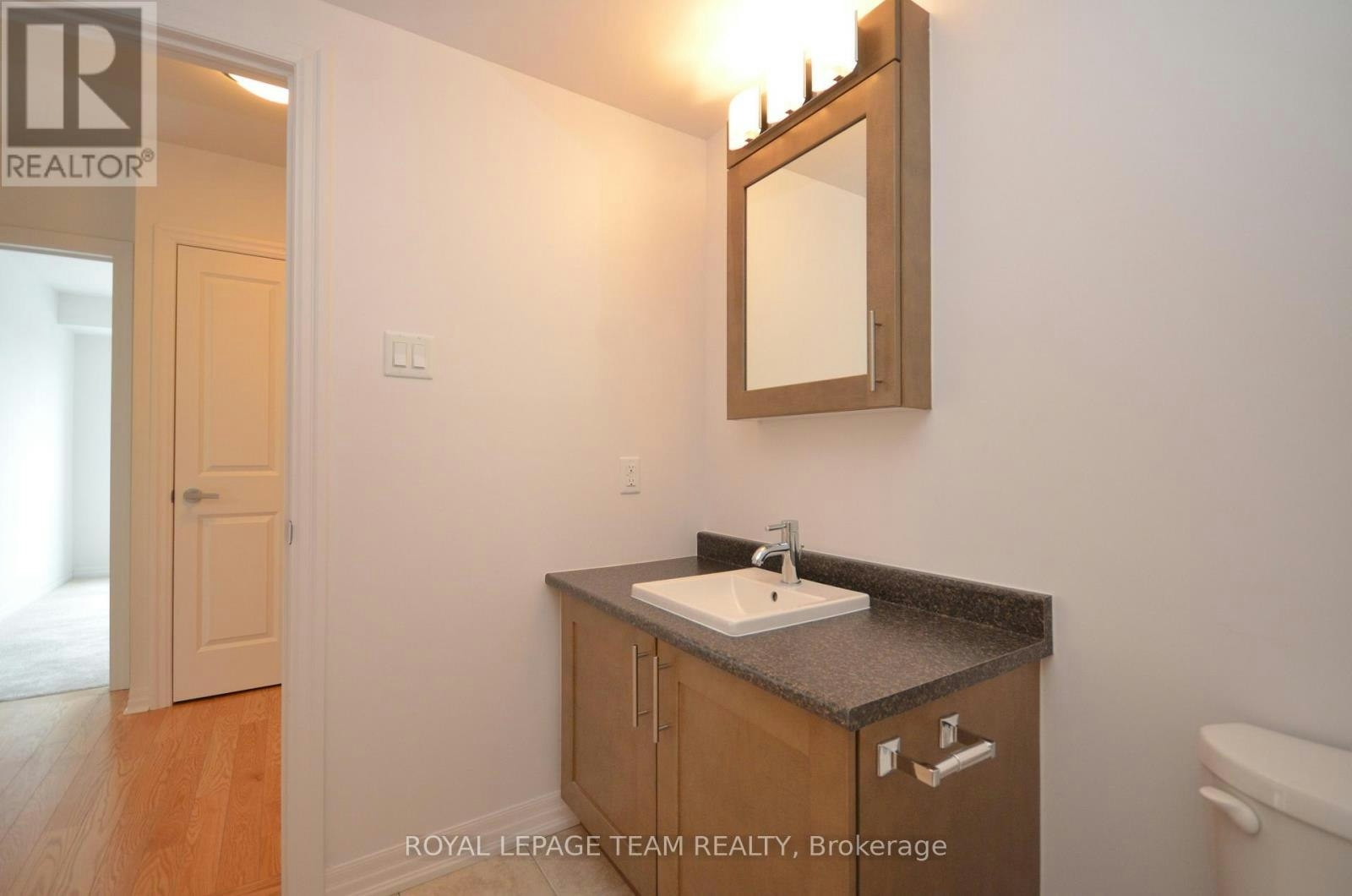 404-242 Rideau Street, Ottawa, ON, K1N 0B7 - 31
