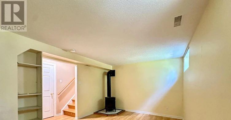 35 Barra Avenue, Ottawa, ON, K2L 2R9 - 25