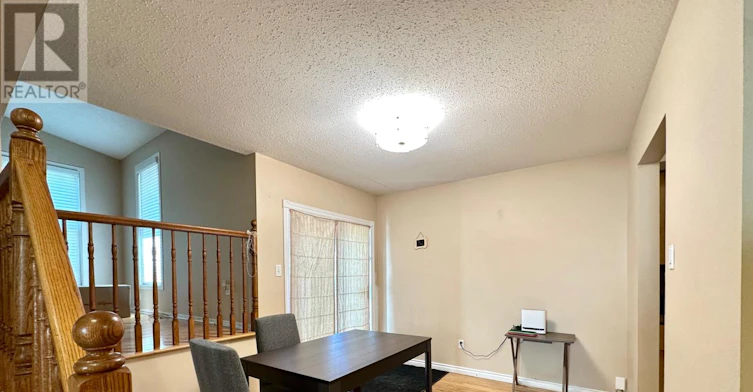 35 Barra Avenue, Ottawa, ON, K2L 2R9 - 5
