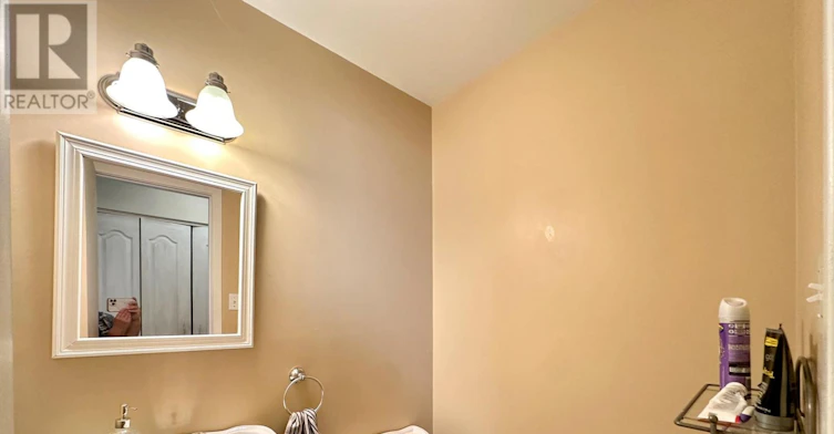 35 Barra Avenue, Ottawa, ON, K2L 2R9 - 12