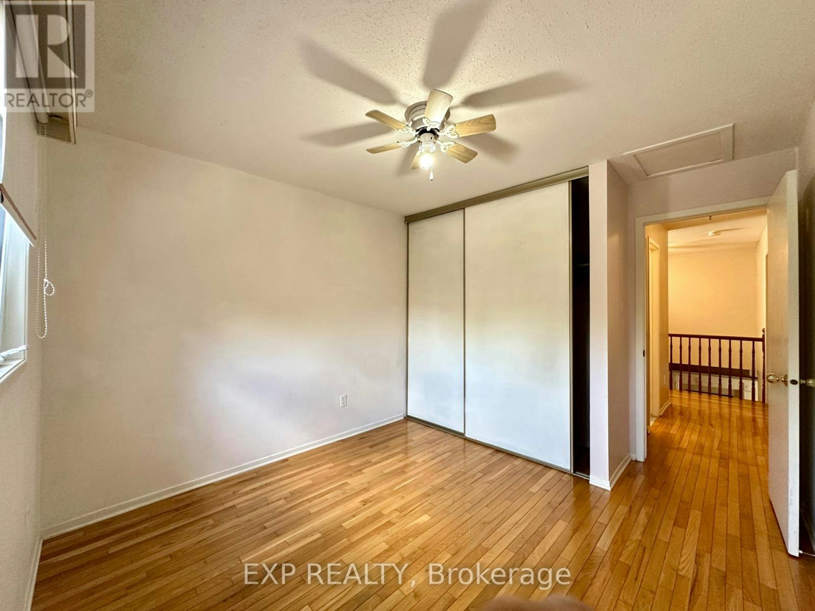 35 Barra Avenue, Ottawa, ON, K2L 2R9 - 18