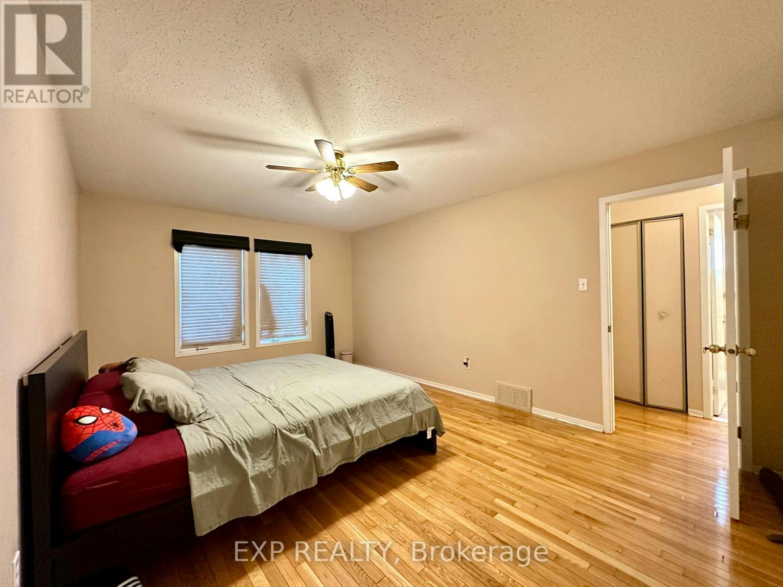 35 Barra Avenue, Ottawa, ON, K2L 2R9 - 16