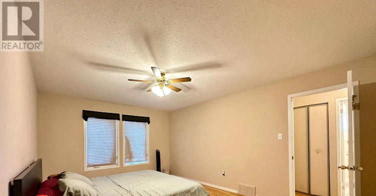 35 Barra Avenue, Ottawa, ON, K2L 2R9 - 16