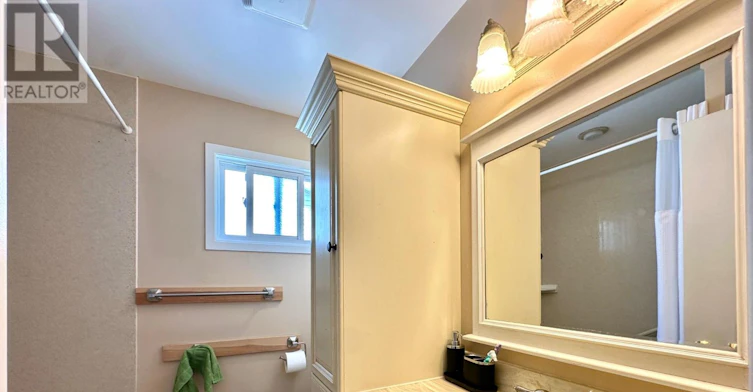 35 Barra Avenue, Ottawa, ON, K2L 2R9 - 24