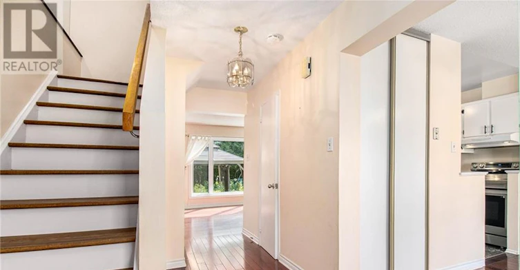 A-75 Dalehurst Drive, Ottawa, ON, K2G 3V1 - 4