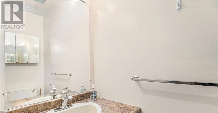 A-75 Dalehurst Drive, Ottawa, ON, K2G 3V1 - 16