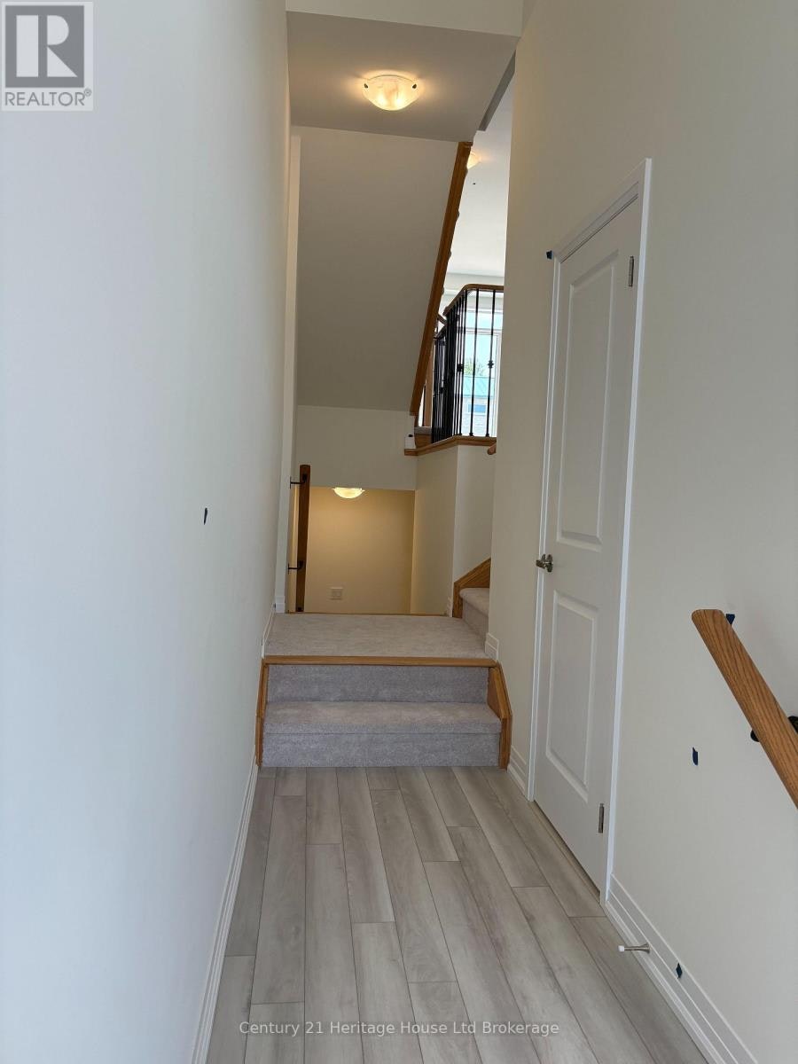 464 Jack Wilford Way, Oxford Station, ON, N4S 7V6 - 2