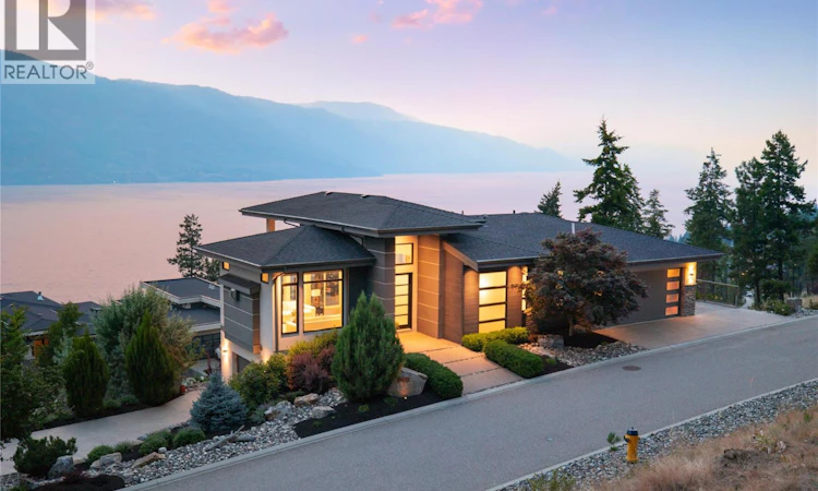 3320 Acacia Lane