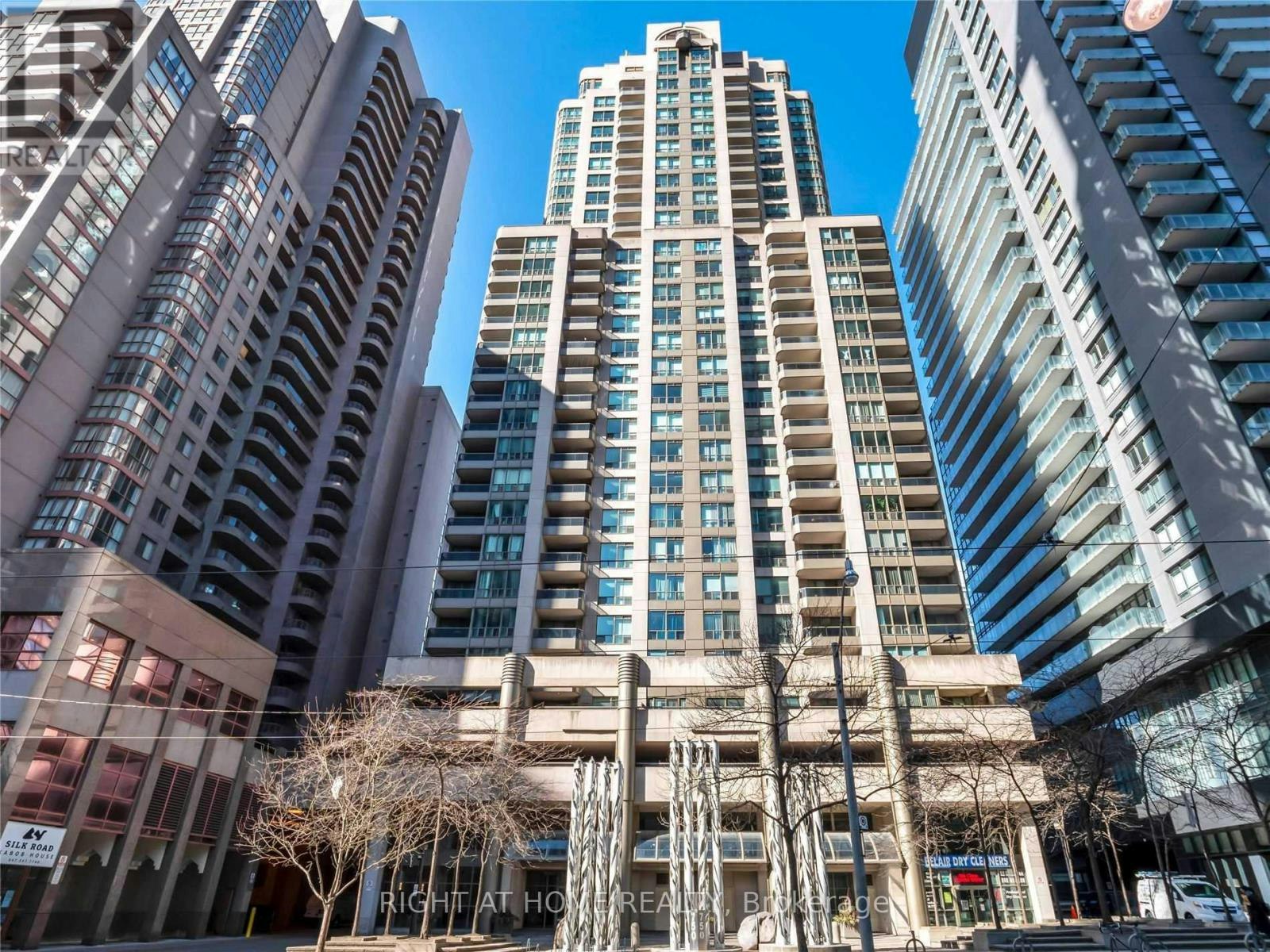2306-750 Bay Street, Toronto, ON, M5G 1N6