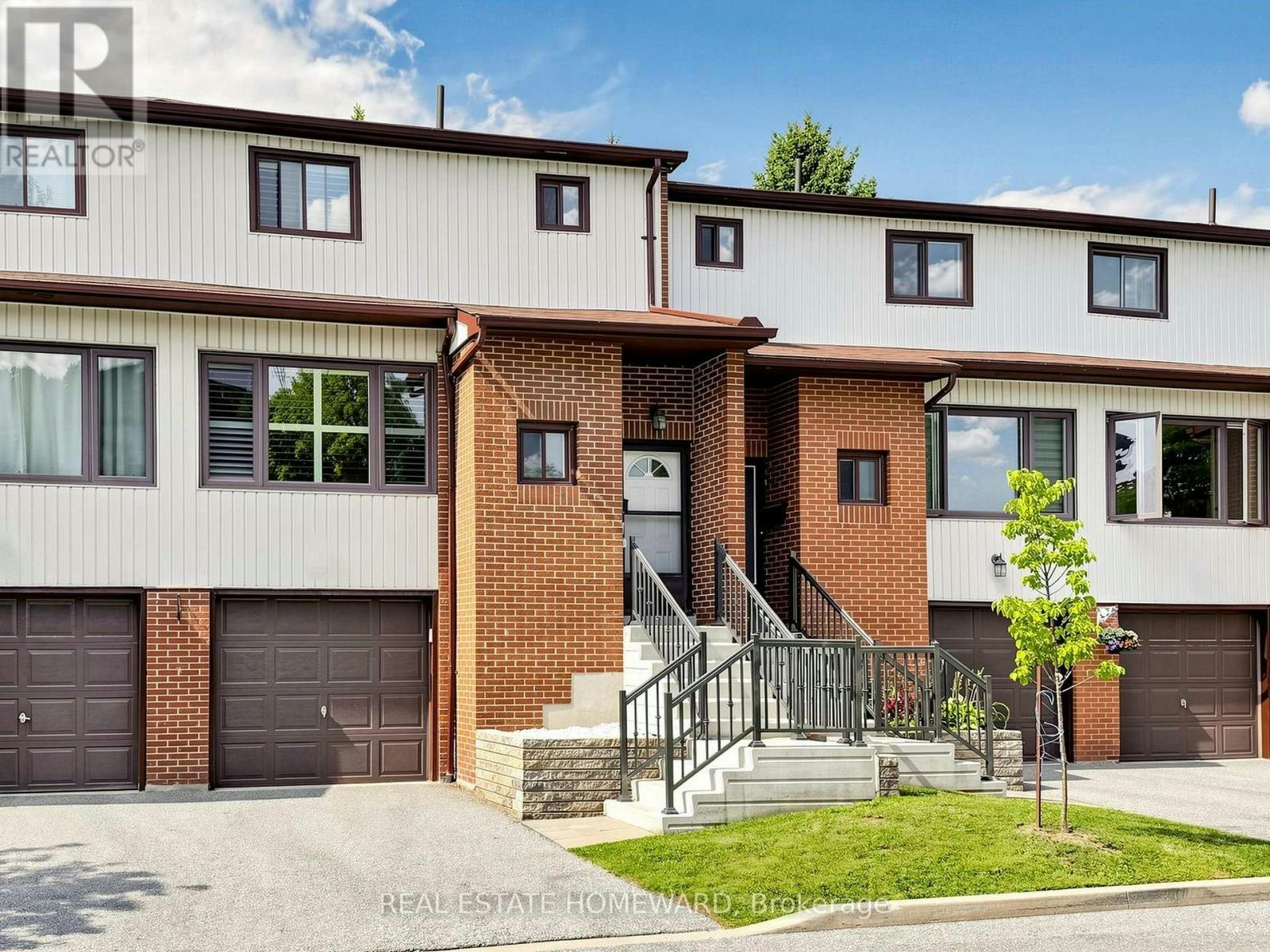 10-765 Oklahoma Drive, Pickering, ON, L1W 3C9 - 2