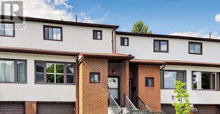 10-765 Oklahoma Drive, Pickering, ON, L1W 3C9 - 2
