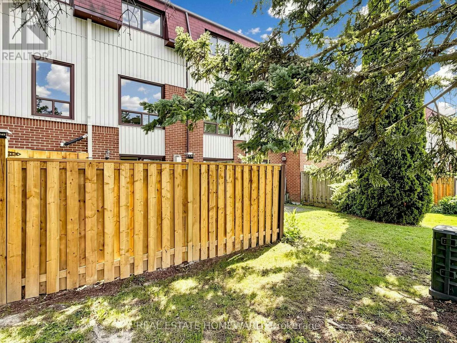 10-765 Oklahoma Drive, Pickering, ON, L1W 3C9 - 43