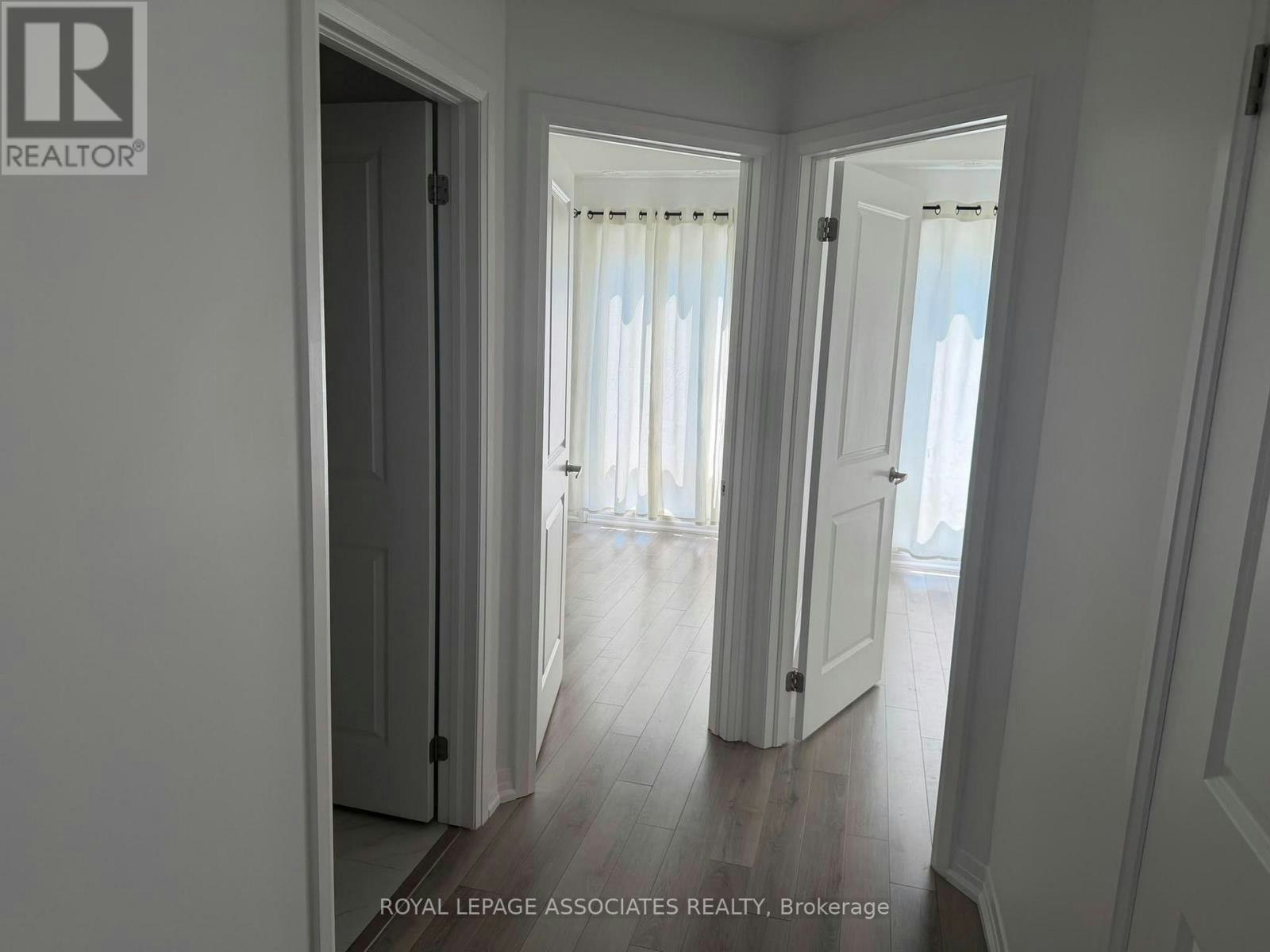 18-30 Liben Way, Toronto, ON, M1J 3Z4 - 5