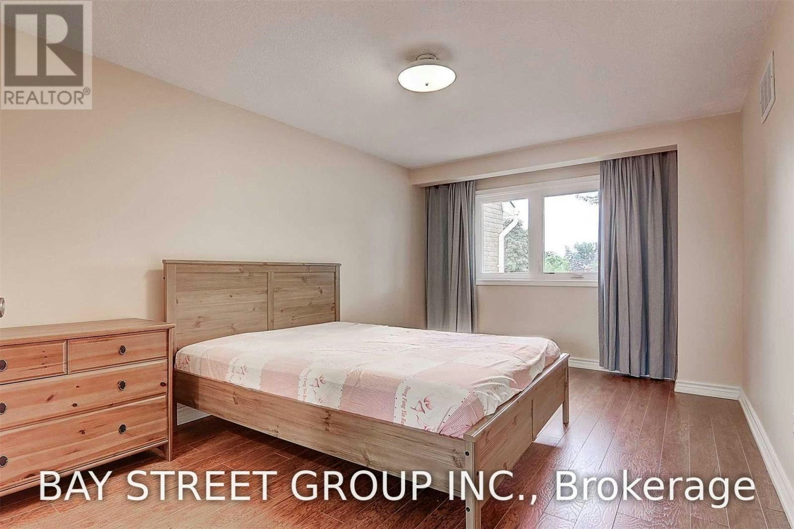 8 James Park Square, Toronto, ON, M1V 2E6 - 17