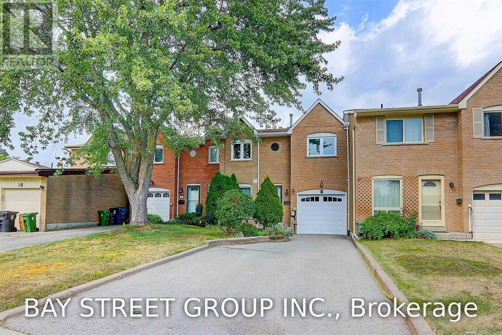 8 James Park Square, Toronto, ON, M1V 2E6