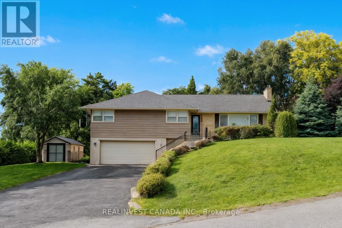 918 Pinecrest Road, Oshawa, ON, L1K 2B2