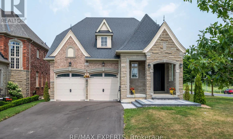 12 Valley Point Crescent