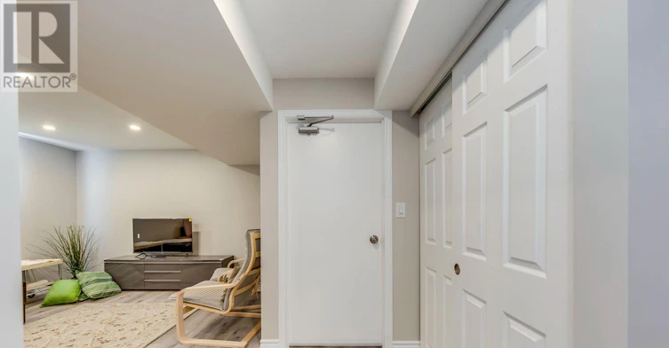 LOWER-1292 Willowbank Trail, Mississauga, ON, L4W 5M5 - 5