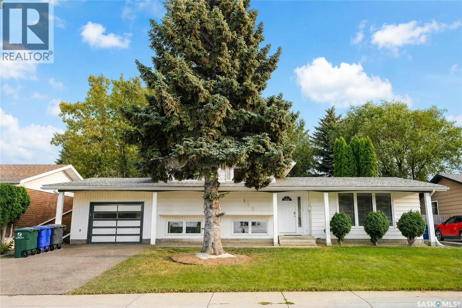 110 Meglund Place, Saskatoon, SK, S7H 4Z7